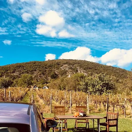 Szerelmes Tunderlak מלון