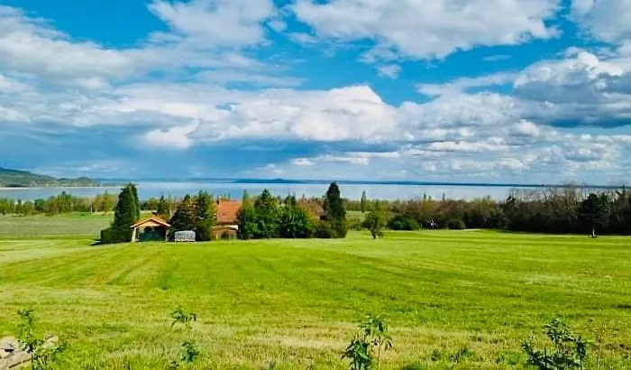 Szerelmes Tunderlak Hotel